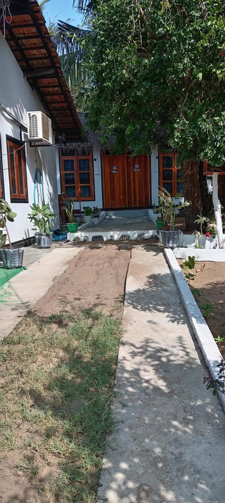 Surfing Lion Hostel Arugam Bay Dış mekan fotoğraf