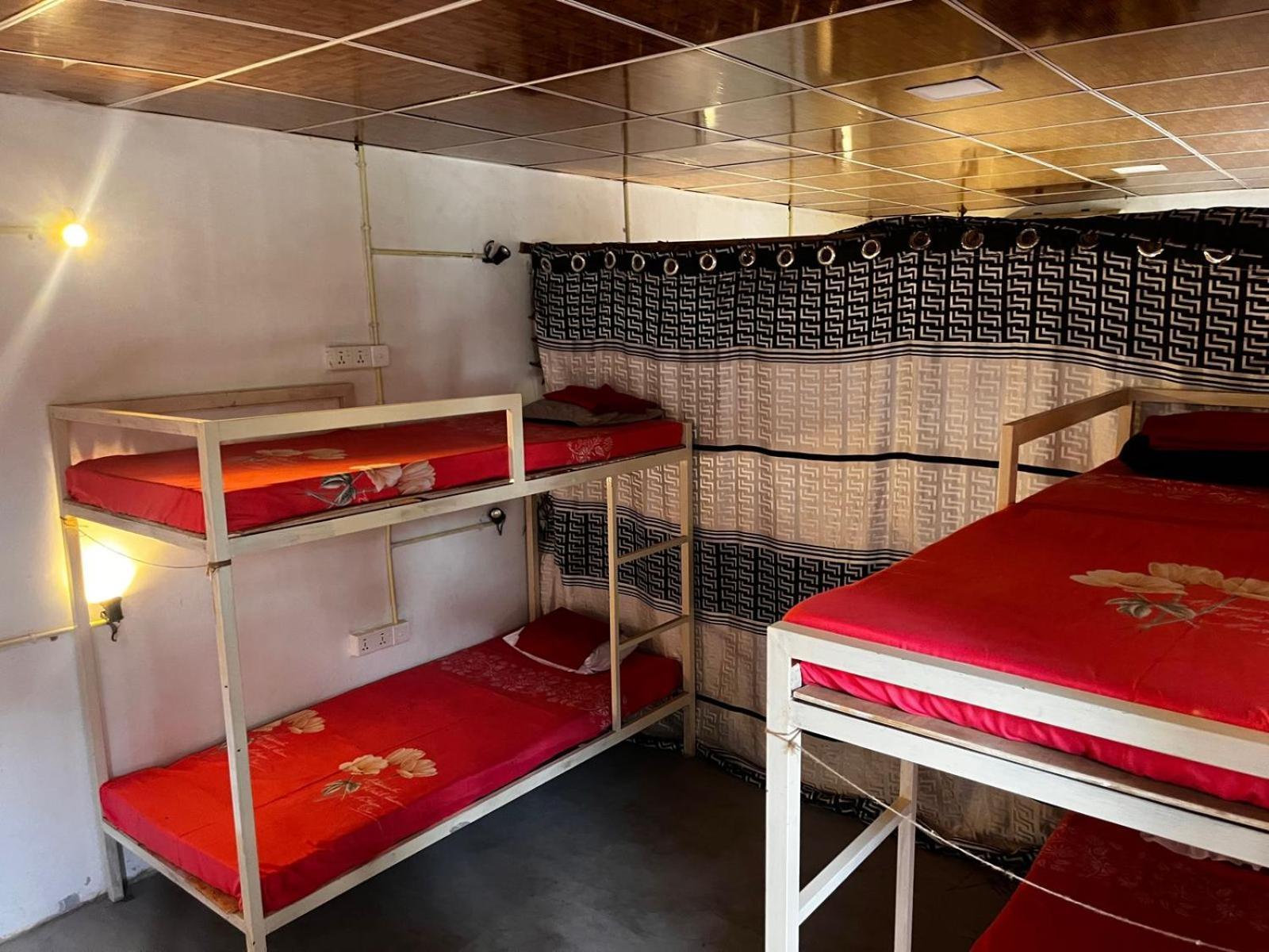 Surfing Lion Hostel Arugam Bay Dış mekan fotoğraf