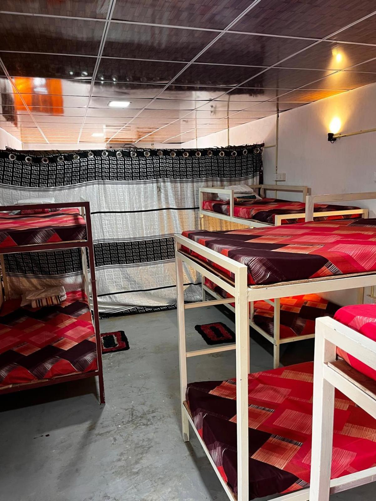 Surfing Lion Hostel Arugam Bay Dış mekan fotoğraf