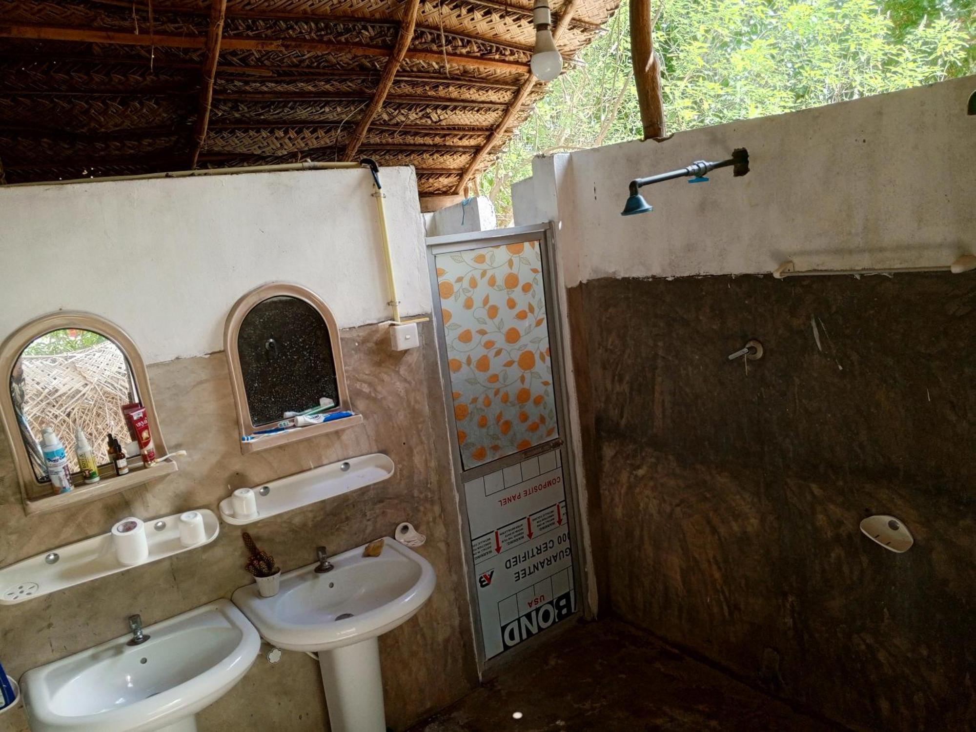 Surfing Lion Hostel Arugam Bay Dış mekan fotoğraf